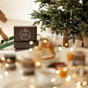 Geschenkkarton im weihnachtlichen Design