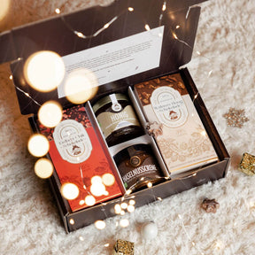 Geschenkkarton im weihnachtlichen Design